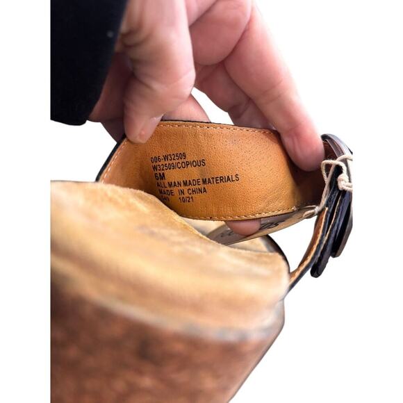 NWT Cliffs White Mountain Wedge Sandals Copious Slip On Sandals Size 6 Black - Picture 8 of 8